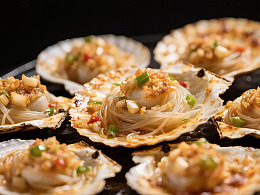 蒜蓉粉丝扇贝特写
