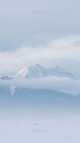 云雾山峦风景摄影