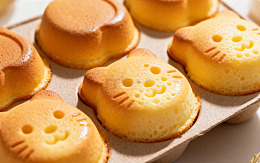 卡通猫脸蛋糕烘焙成品展示