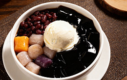 甜品红豆芋圆冰淇淋