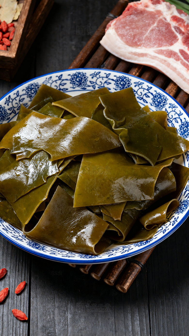 蓝花盘海带片美食摄影