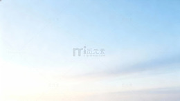 蓝天白云晨曦景象