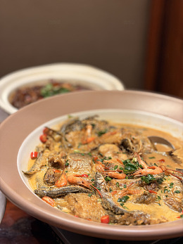 美味鱼虾煲美味