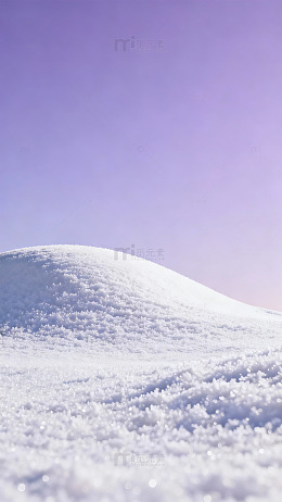 冬日雪景紫蓝天际