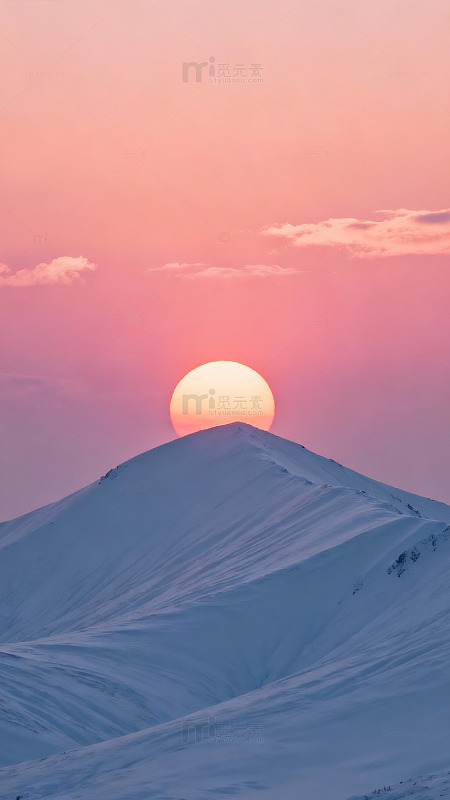 雪山日出美景