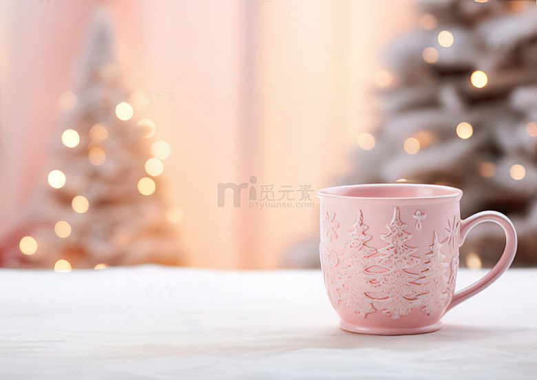 温馨节日粉色茶杯