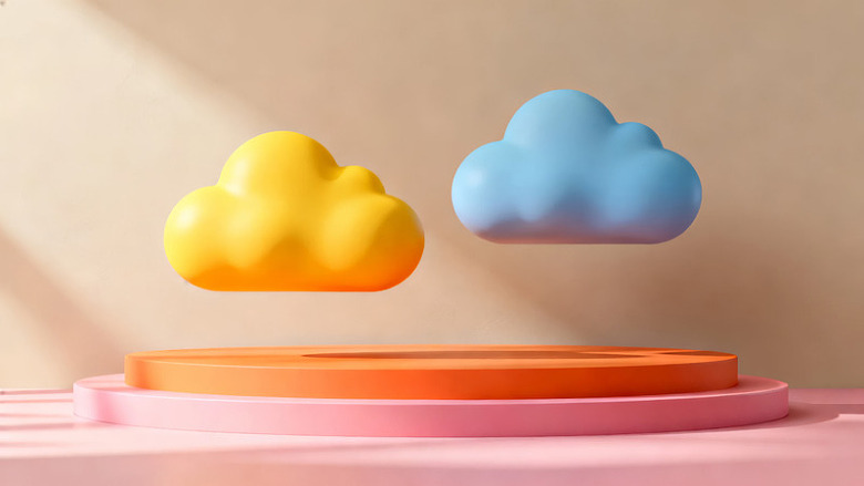 彩色云朵悬浮于圆环之上