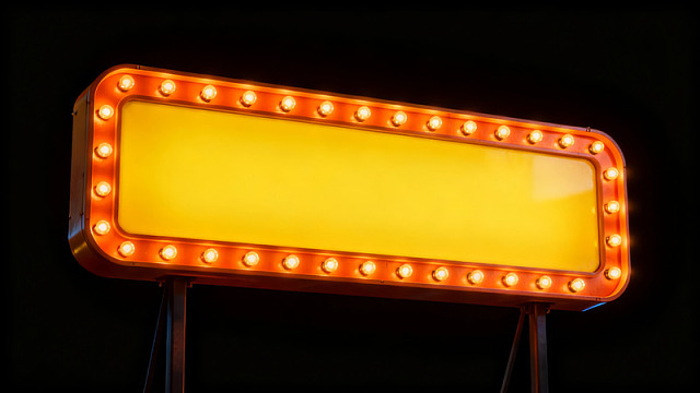 发光复古招牌特写图片