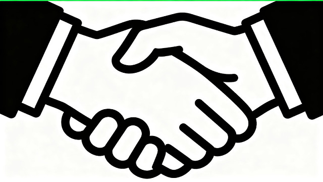 双手紧握象征合作与信任