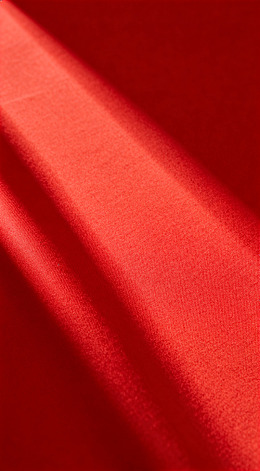 红色织物光影特写