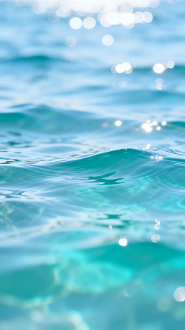碧波荡漾海面风光
