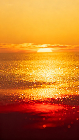 夕阳海面金光闪烁