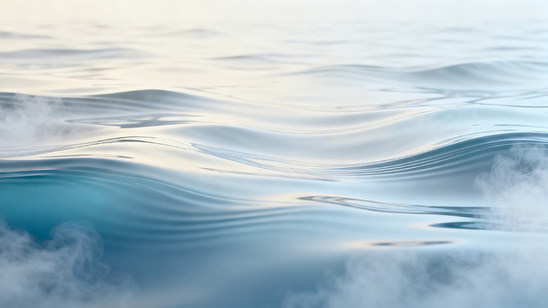 梦幻风海浪云雾抽象背景设计素材