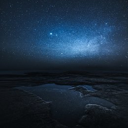 蓝色唯美的星空图