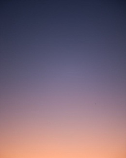 深蓝的渐变星空摄影素材
