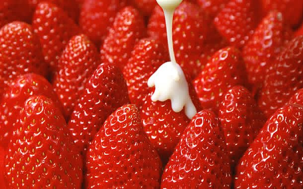 草莓红色奶油美食