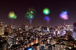 夜空中的烟火