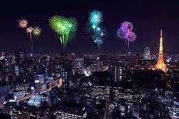 法国上空的烟火