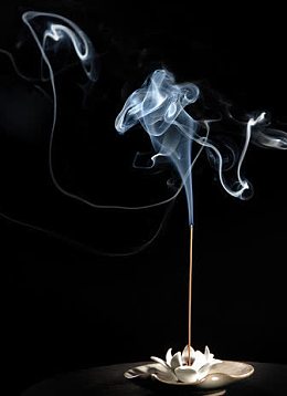 黑色场景灰色烟雾创意