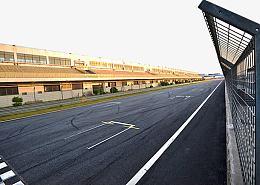 夕阳下的赛道