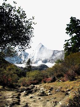 四川 川西高原雪岭