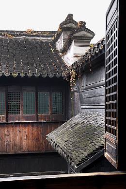 江南水乡屋顶一角