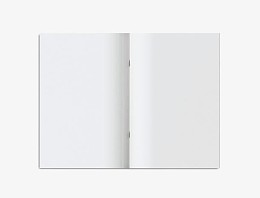 打开的空白笔记本杂志
