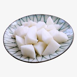 白萝卜切块装盘实拍图