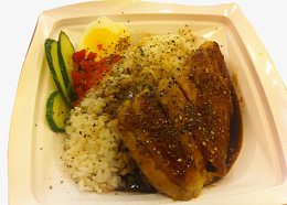 黑椒鸡排铁板饭
