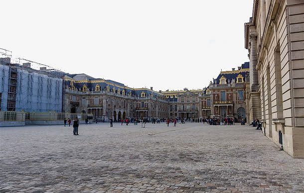 法国凡尔赛宫广场景观