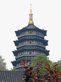 白塔景色
