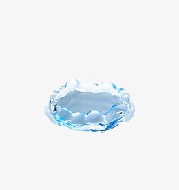 蓝色水坑