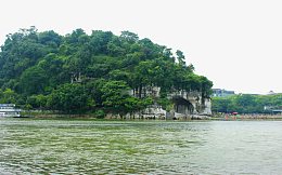 象鼻山海滩摄影