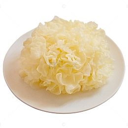 盘子装着银耳