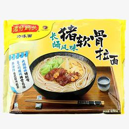 猪软骨拉面