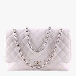 chanel白色翻盖真皮女款包包