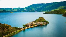 四川泸沽湖里格半岛十七