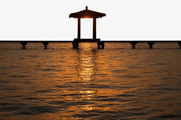 夕阳下的武汉东湖