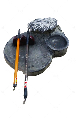 放在砚台上的两支毛笔图案