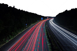 山间公路夜景