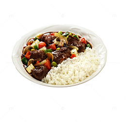 胡萝卜黑椒炒牛肉饭