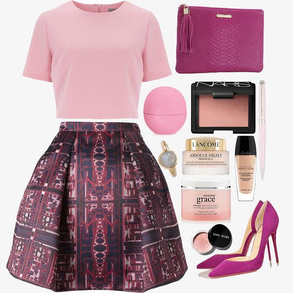粉色裙子和高跟鞋