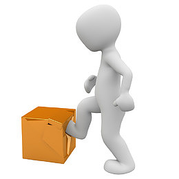 踢箱子的商务小白人