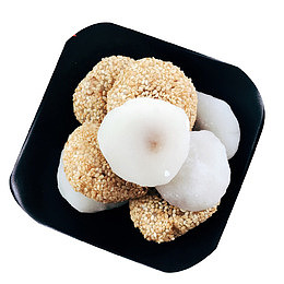 俯拍爆浆麻薯汤圆