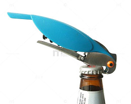 开啤酒中的开酒器
