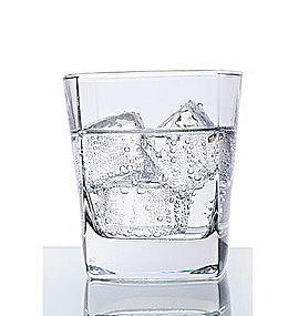 半杯冰水