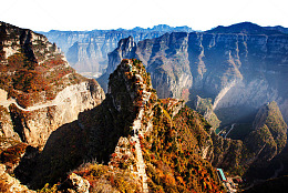 太行山大峡谷风景图