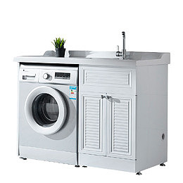 白色家具洗衣柜