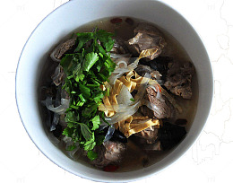 美味羊肉汤