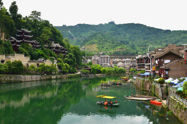 举报上传用户暖南倾绿素材信